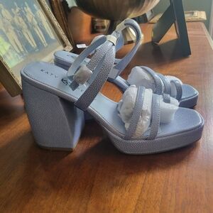 NWT Katy Perry The Meadow Classic Purple Iris Platform Heel Sandals US 9